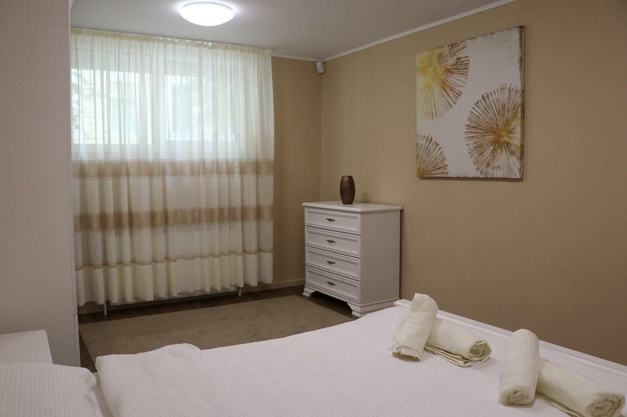 Cluj City Center Apartment Екстер'єр фото
