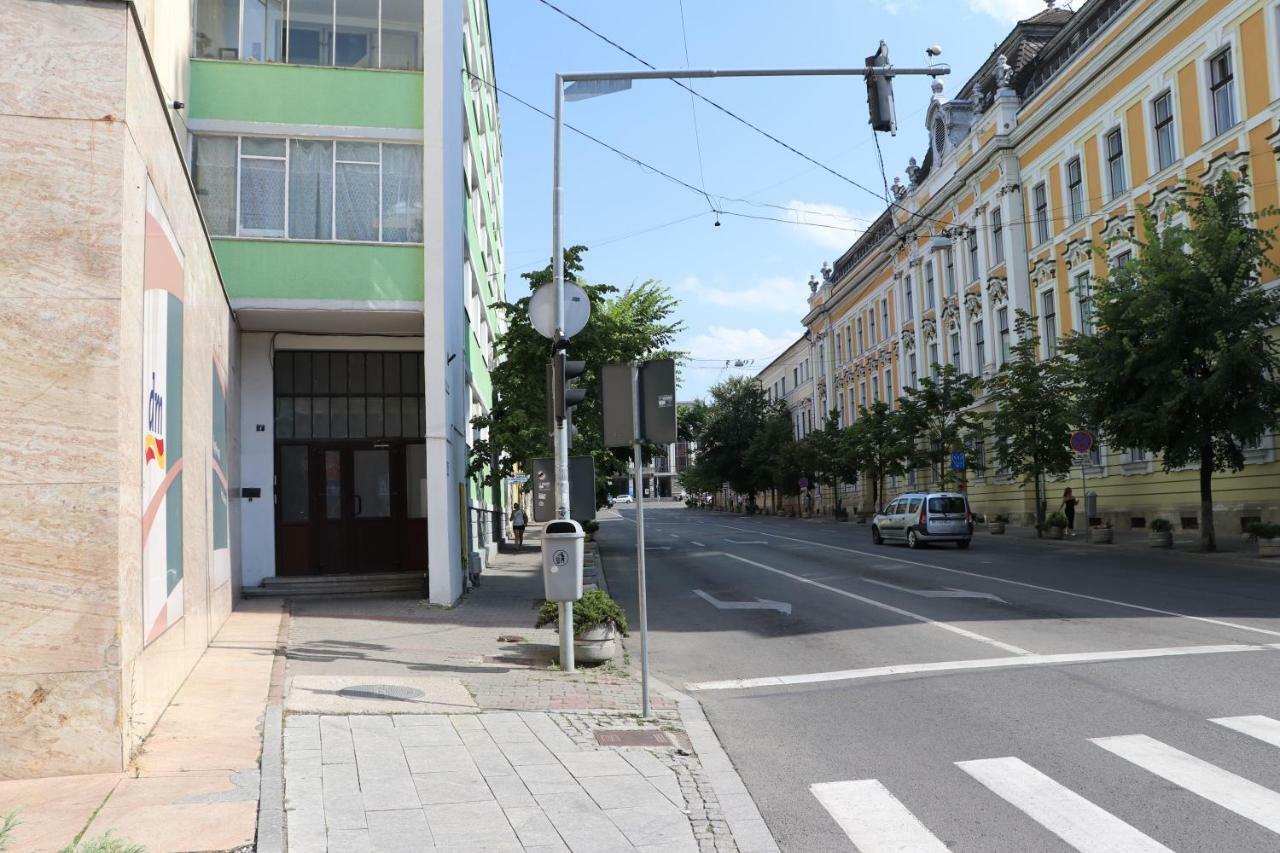 Cluj City Center Apartment Екстер'єр фото